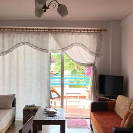 Meni'S Family Apartament Sarandë Eksteriør billede