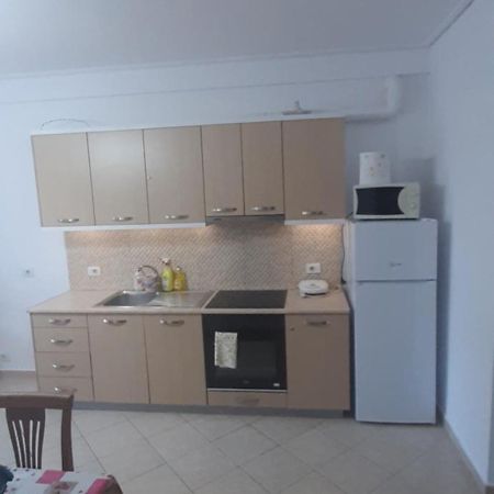 Meni'S Family Apartament Sarandë Eksteriør billede