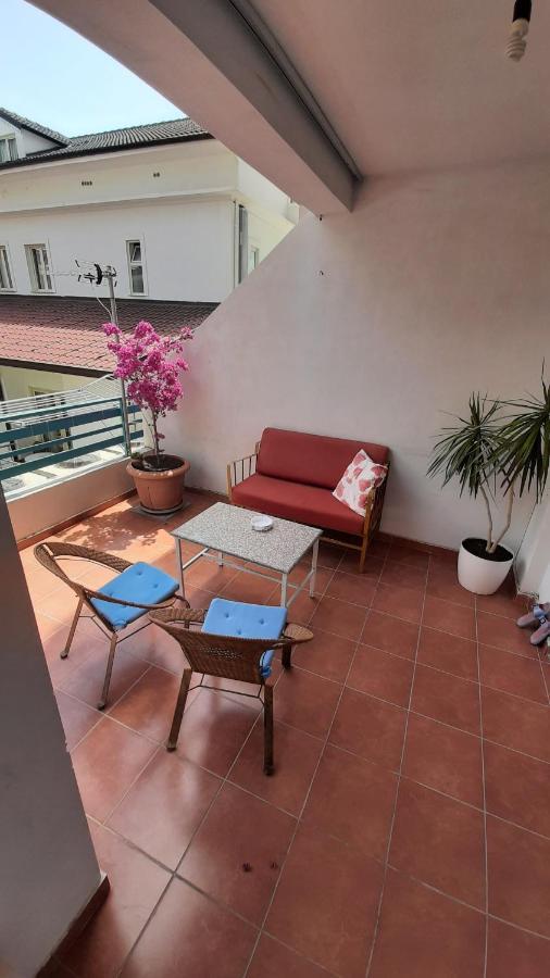 Meni'S Family Apartament Sarandë Eksteriør billede