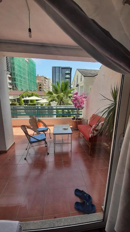 Meni'S Family Apartament Sarandë Eksteriør billede