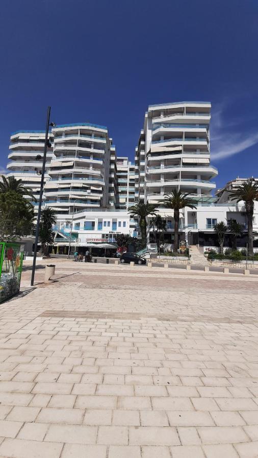 Meni'S Family Apartament Sarandë Eksteriør billede