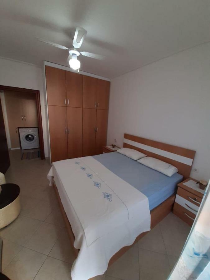 Meni'S Family Apartament Sarandë Eksteriør billede